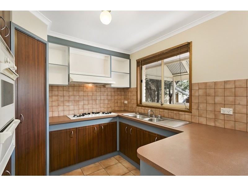 137 Kendall Drive, Narre Warren VIC 3805