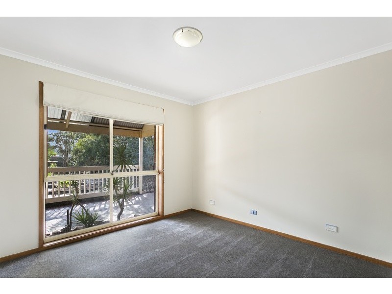 137 Kendall Drive, Narre Warren VIC 3805