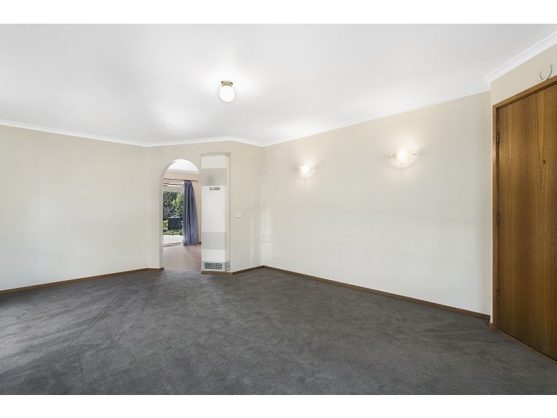 137 Kendall Drive, Narre Warren VIC 3805