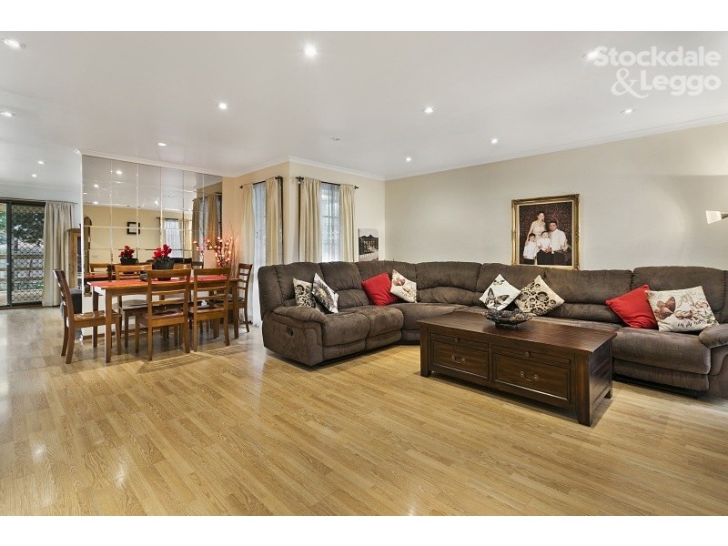 19 Woodlands Crescent, Narre Warren VIC 3805