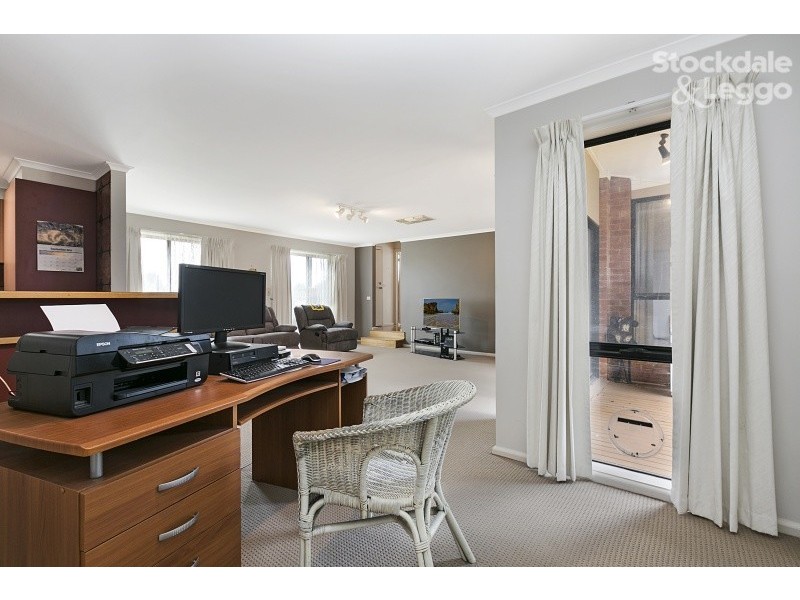 1/6 Heyington Circle, Narre Warren VIC 3805