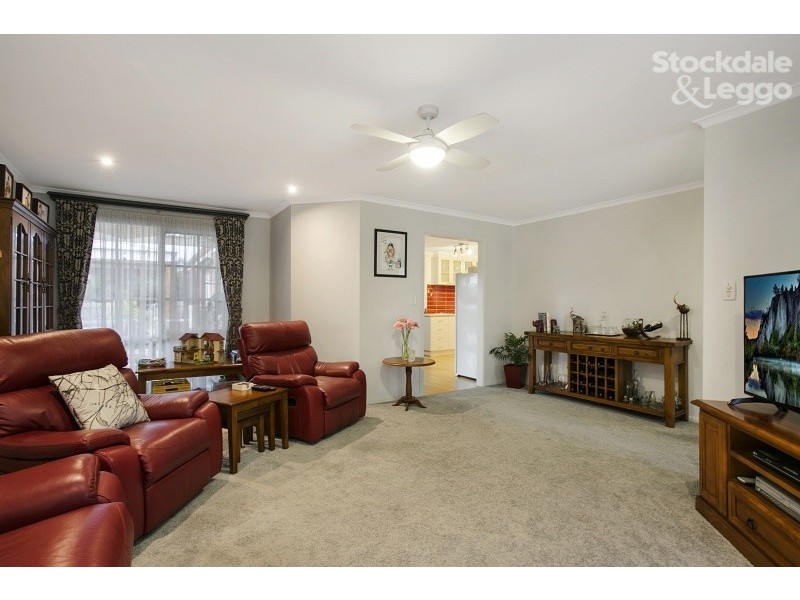4 London Crescent, Narre Warren VIC 3805