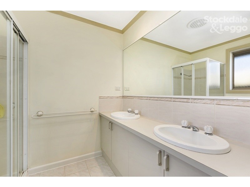 67 Kurrajong Road, Narre Warren VIC 3805