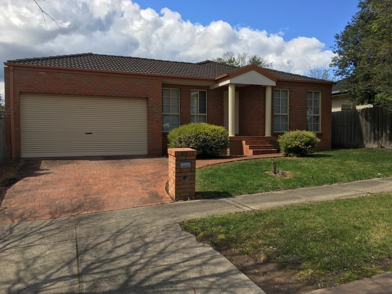 129 Harold Keys Drive, Narre Warren South VIC 3805