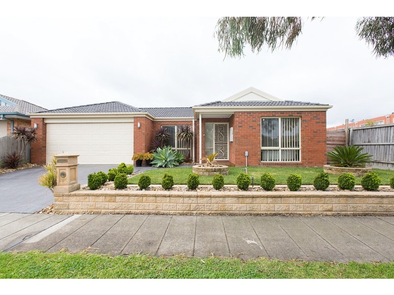 20 Henning Avenue, Lynbrook VIC 3975