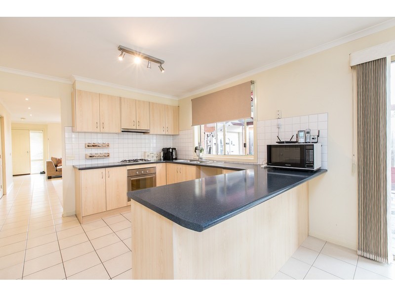 20 Henning Avenue, Lynbrook VIC 3975