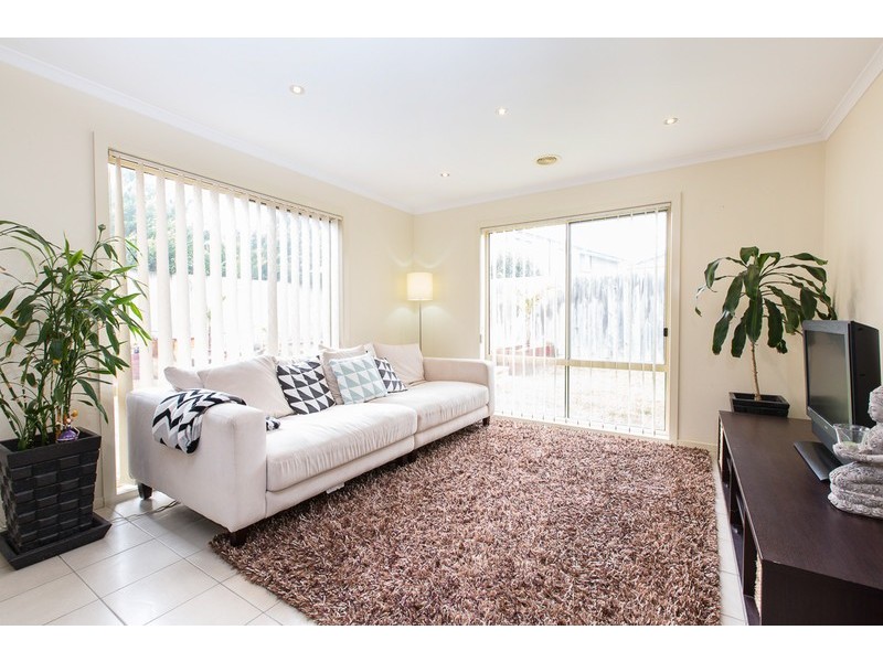 20 Henning Avenue, Lynbrook VIC 3975