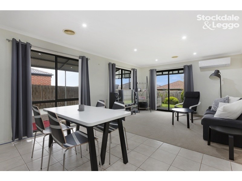 40 Sing Crescent, Berwick VIC 3806