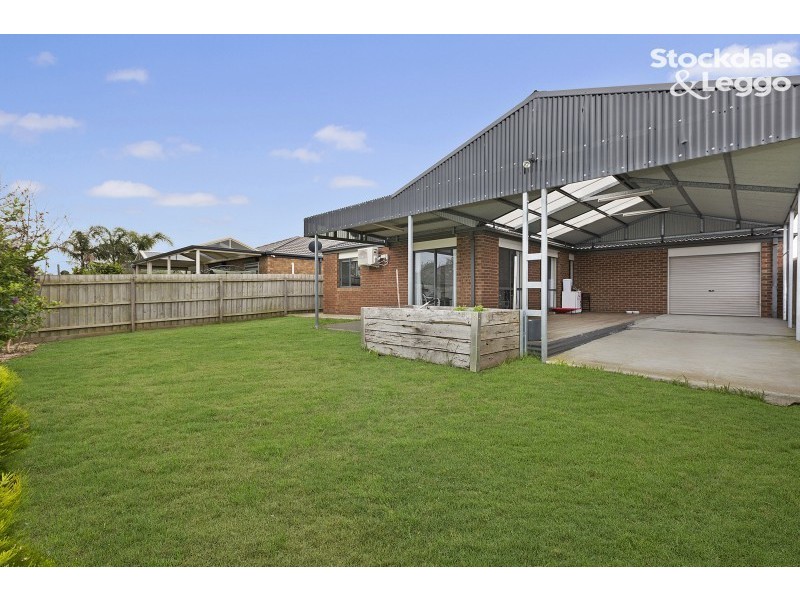 40 Sing Crescent, Berwick VIC 3806