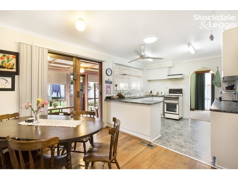 11 Shrives Road, Narre Warren VIC 3805