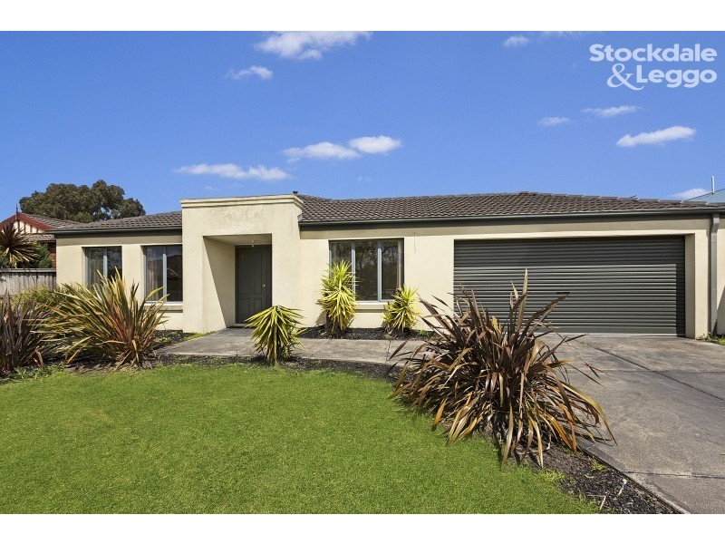 5 Emperor Road, Berwick VIC 3806