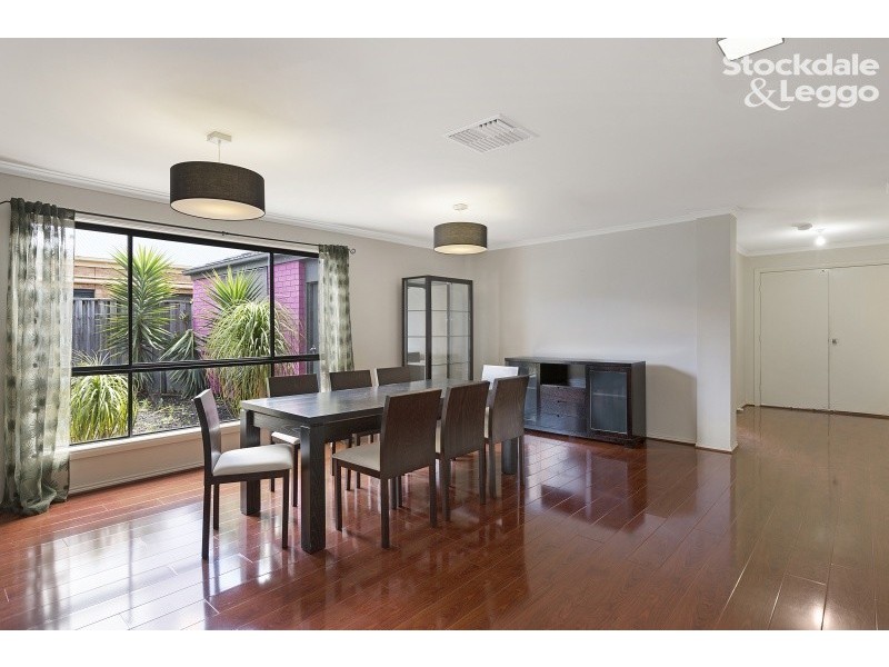 5 Emperor Road, Berwick VIC 3806