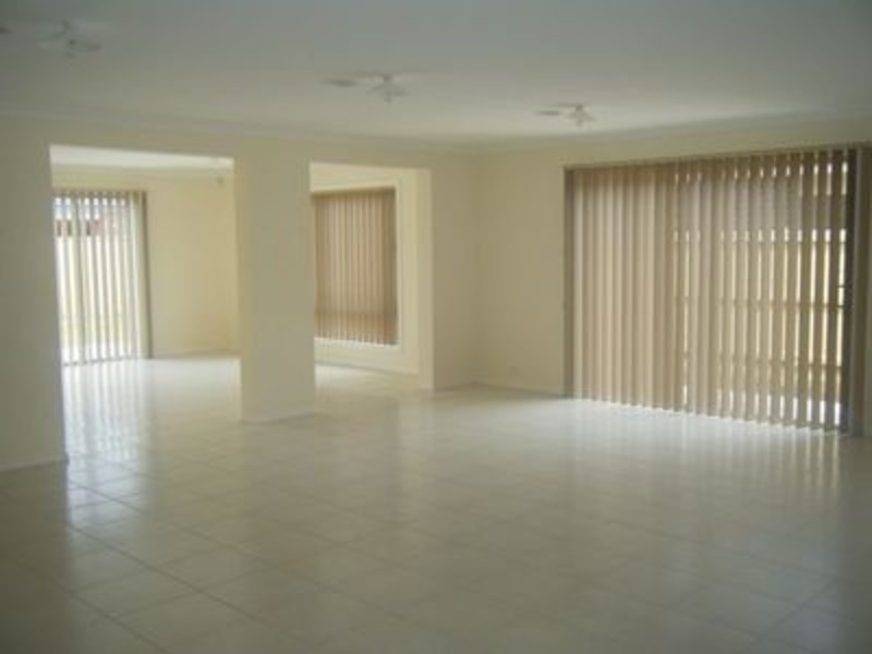 23 Gregson Grove, Lyndhurst VIC 3975