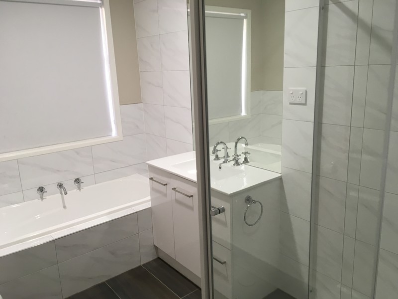 24 Coolong Avenue, Berwick VIC 3806