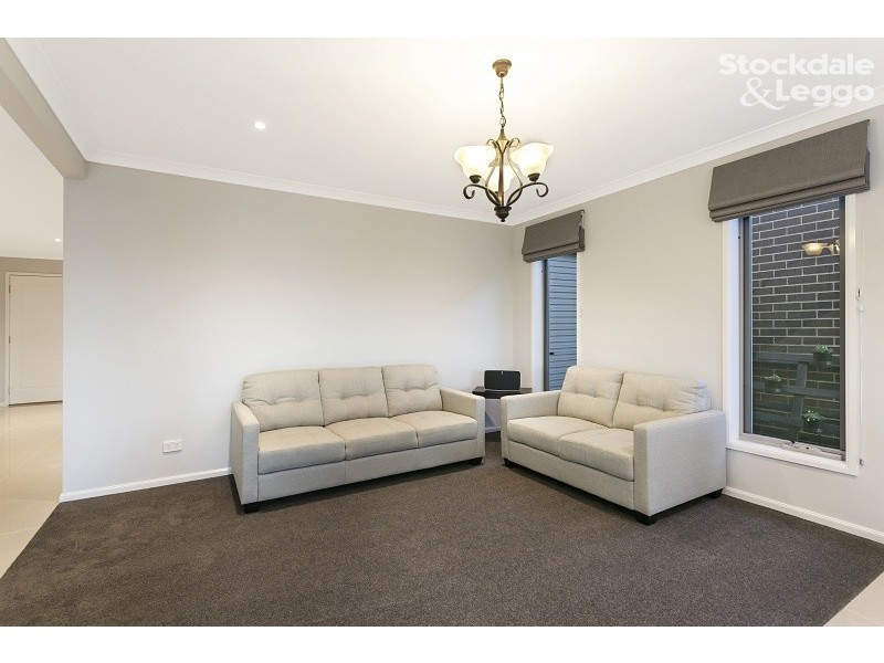 64 London Crescent, Narre Warren VIC 3805