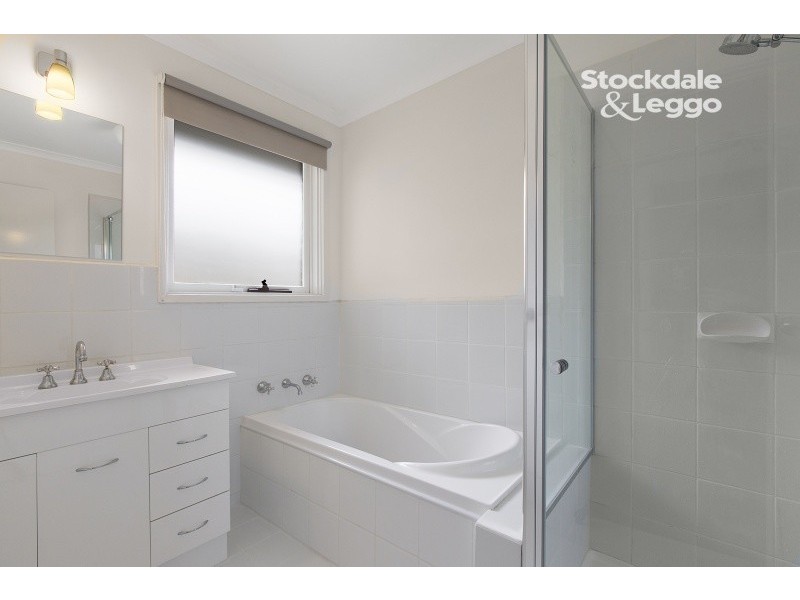 81 Fountain Drive, Narre Warren VIC 3805