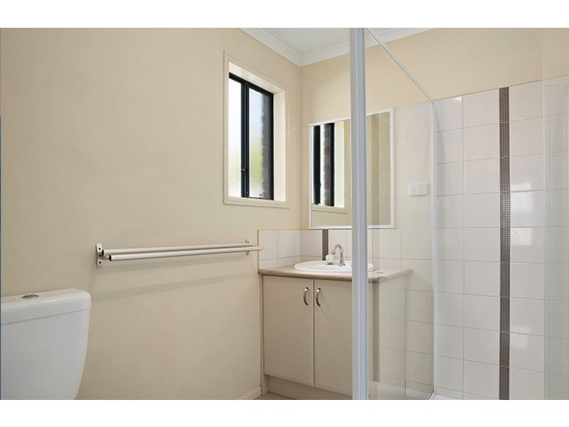 15 Sarah Louise Place, Berwick VIC 3806
