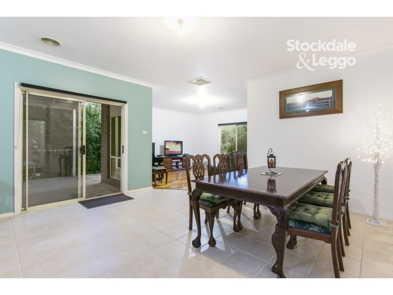 32 Kingston Avenue, Narre Warren South VIC 3805