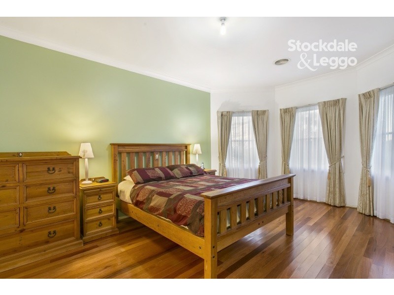 32 Kingston Avenue, Narre Warren South VIC 3805