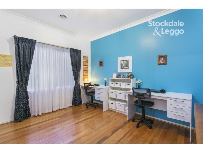 32 Kingston Avenue, Narre Warren South VIC 3805