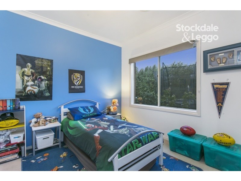 32 Kingston Avenue, Narre Warren South VIC 3805