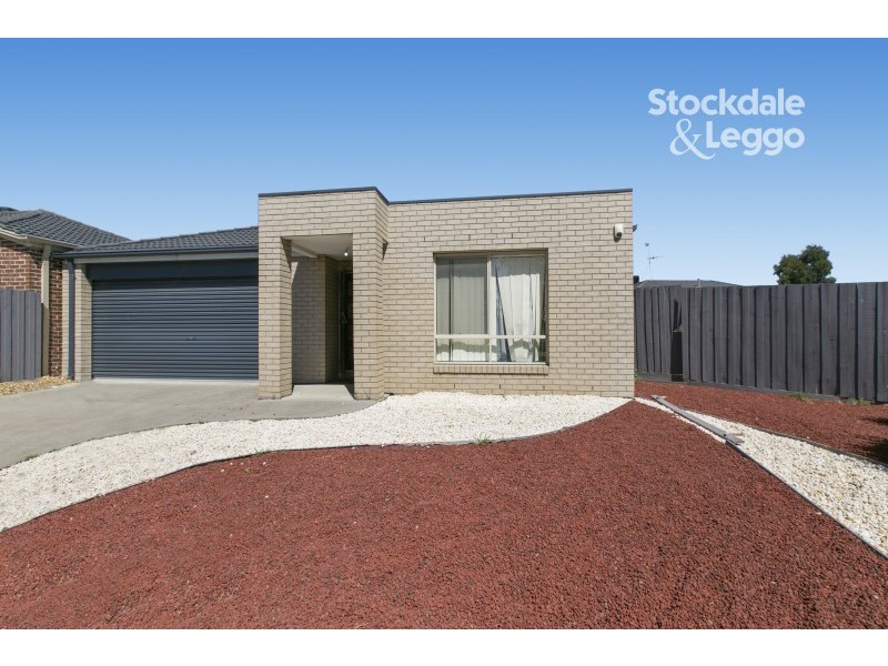23 Aisbett Close, Lynbrook VIC 3975