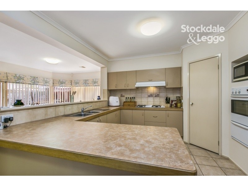 12 President Road, Narre Warren South VIC 3805