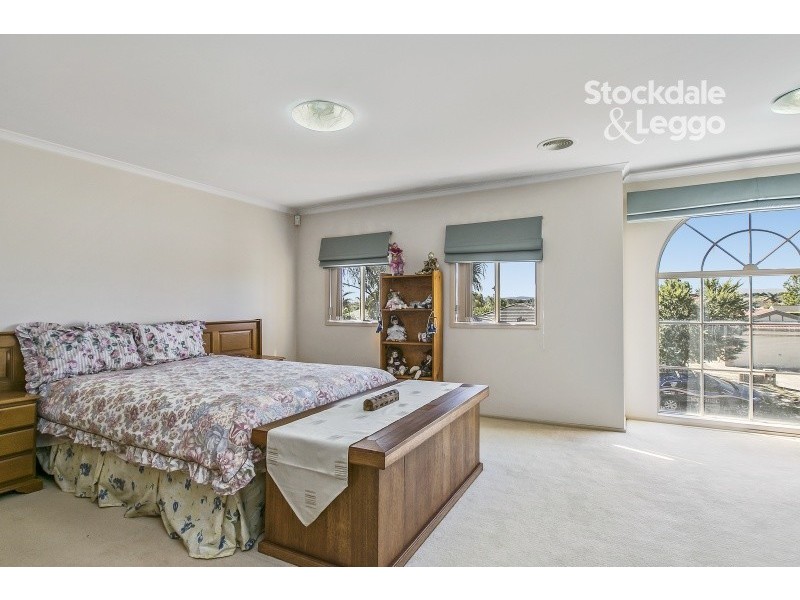 12 President Road, Narre Warren South VIC 3805