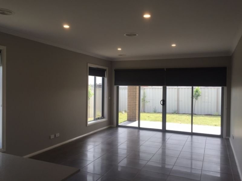 1 Greenfield Lane, Pakenham VIC 3810