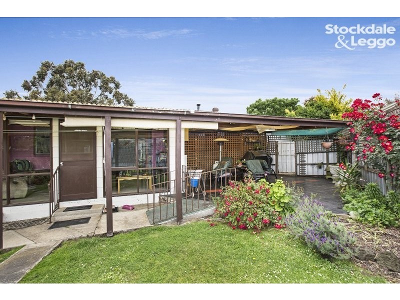 11 Shrives Road, Narre Warren VIC 3805