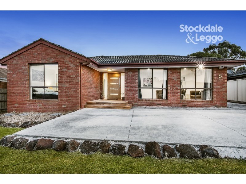 5 Cardamon Drive, Hallam VIC 3803