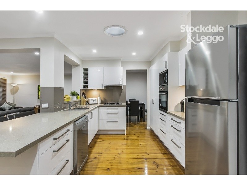 5 Cardamon Drive, Hallam VIC 3803