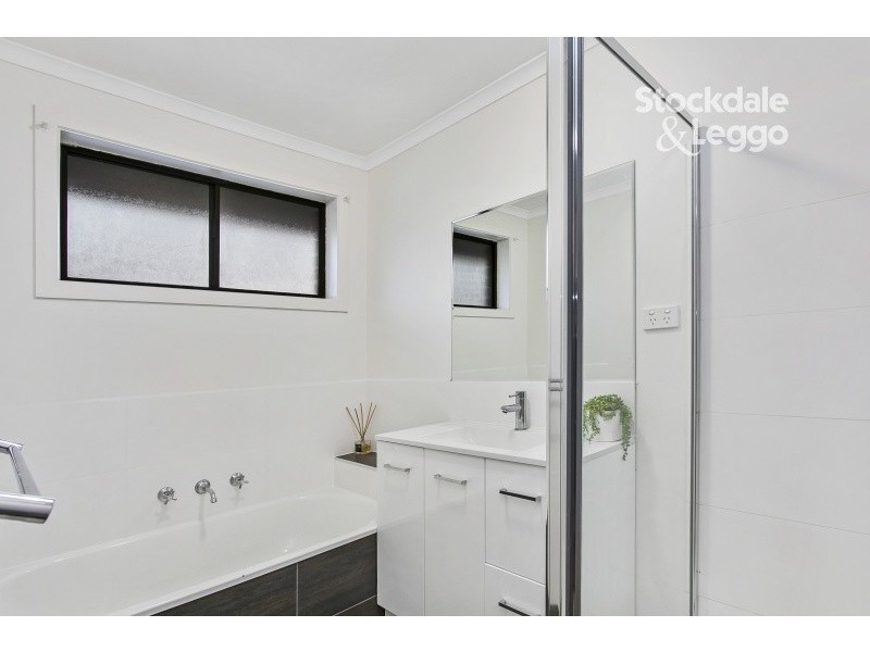 5 Cardamon Drive, Hallam VIC 3803