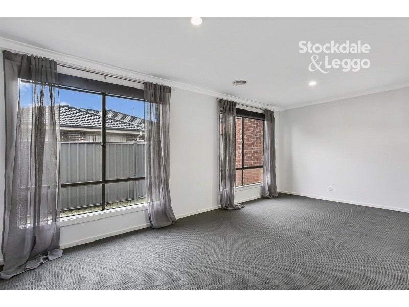 11 Rahni Close, Narre Warren VIC 3805