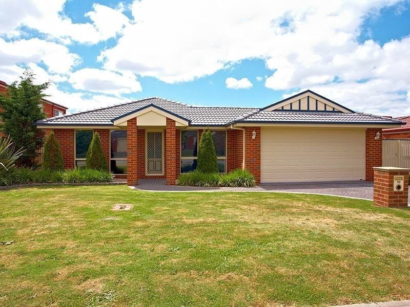 10 Toulouse Terrace, Narre Warren South VIC 3805