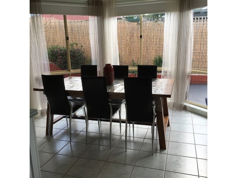 8 Sunbeam Court, Narre Warren South VIC 3805