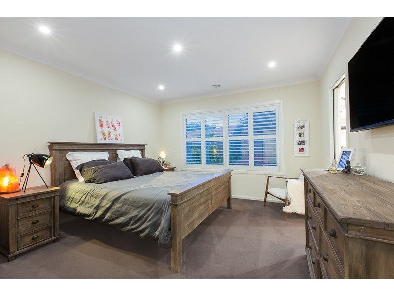 4 Harcourt Way, Berwick VIC 3806