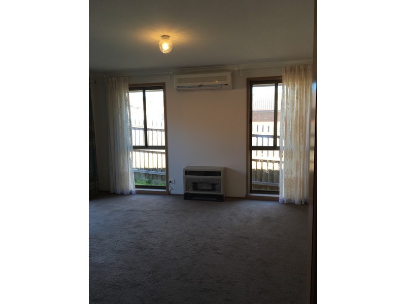 2/12 Heyington Circle, Narre Warren VIC 3805