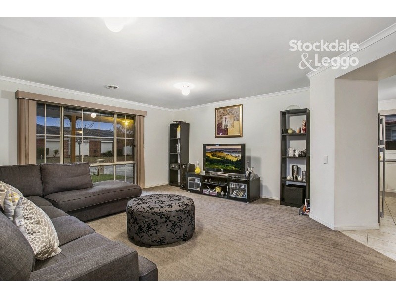 15 Brookville Court, Narre Warren South VIC 3805