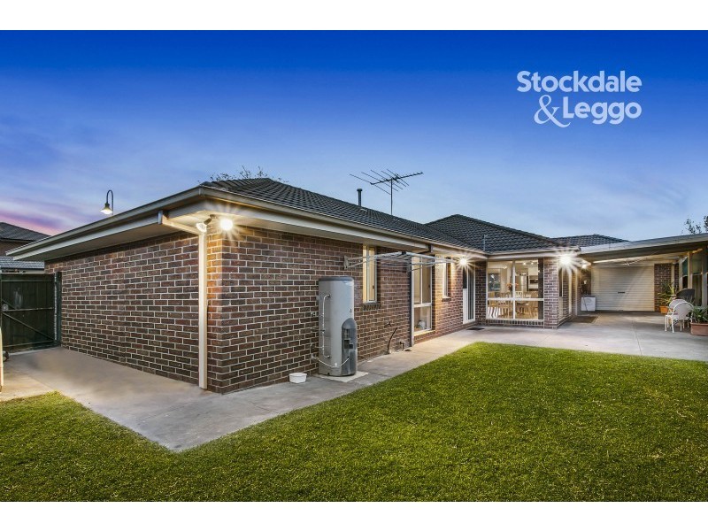 15 Brookville Court, Narre Warren South VIC 3805
