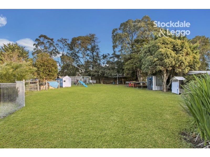 34 Mahon Crescent, Narre Warren VIC 3805