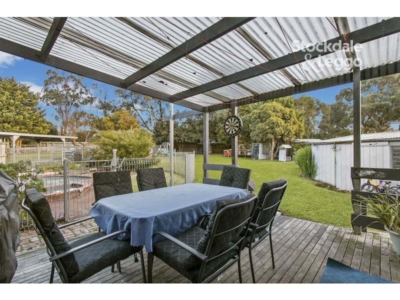 34 Mahon Crescent, Narre Warren VIC 3805