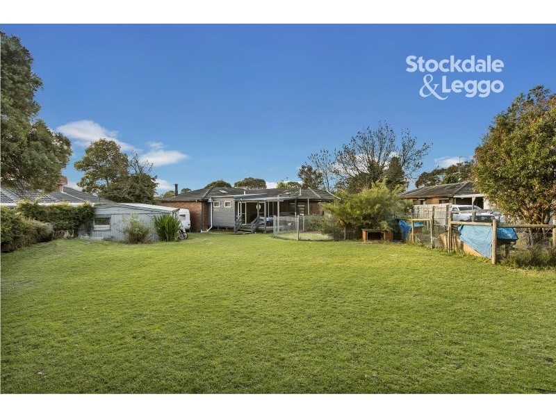 34 Mahon Crescent, Narre Warren VIC 3805