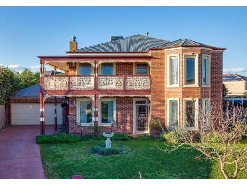 5 Sherbrooke Court, Narre Warren South VIC 3805