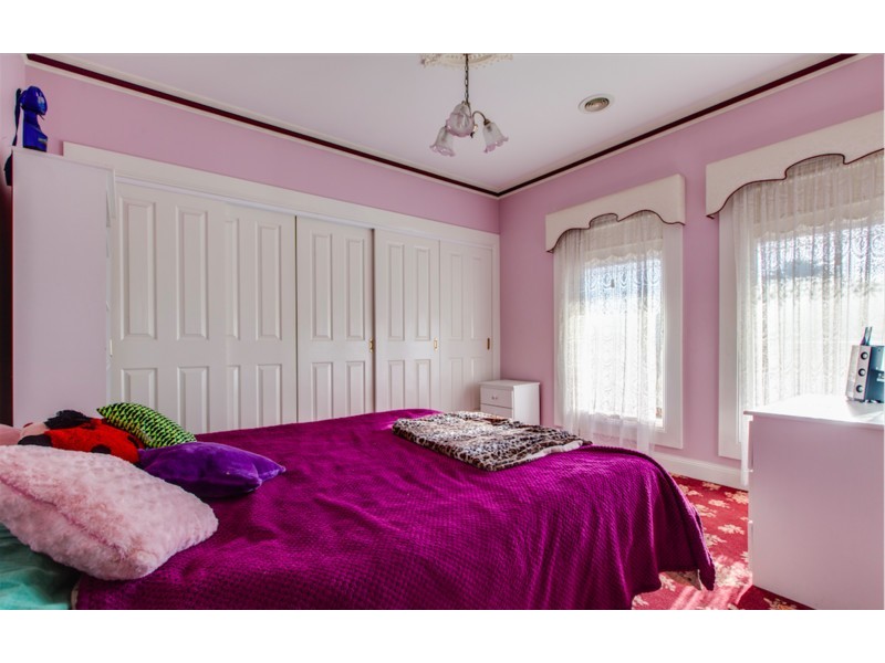 5 Sherbrooke Court, Narre Warren South VIC 3805