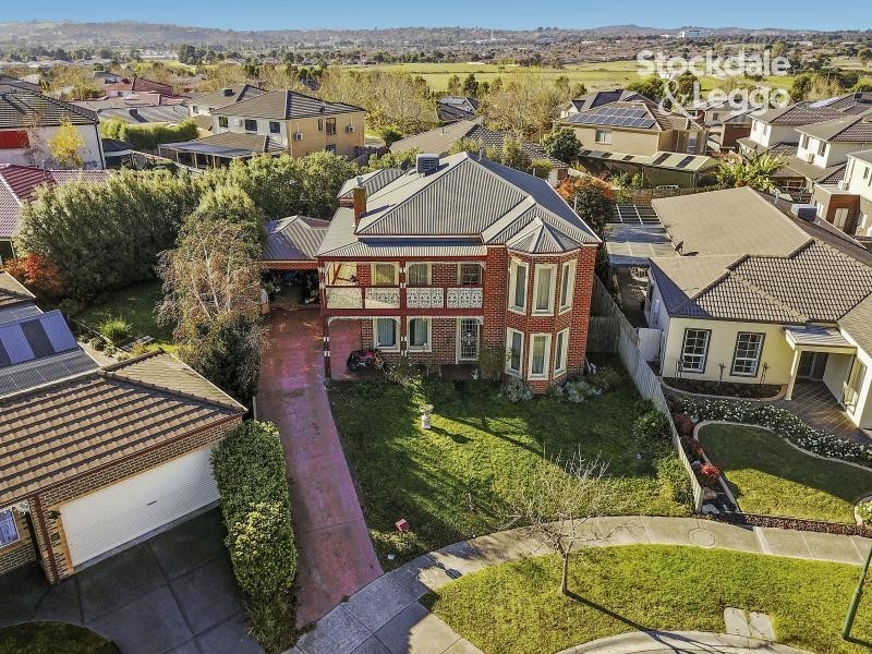 5 Sherbrooke Court, Narre Warren South VIC 3805