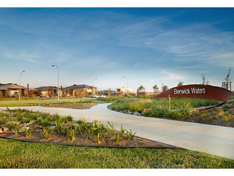 347 Jackwood Drive, Clyde North VIC 3978