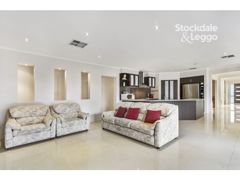 1 Kimberley Downs Court, Narre Warren South VIC 3805