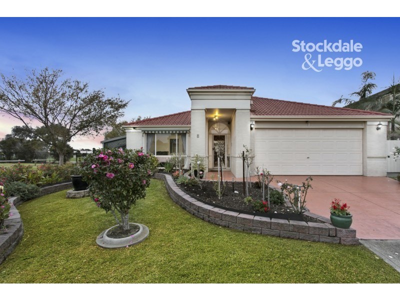 8 Kenton Walk, Narre Warren South VIC 3805