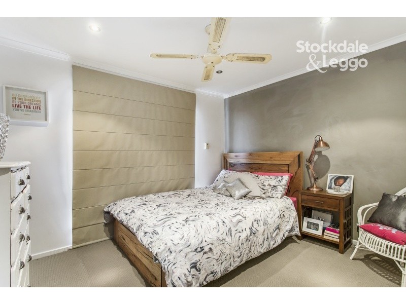 22 Amber Crescent, Narre Warren VIC 3805